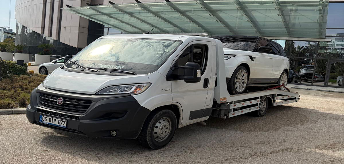 Adana’da Emen Oto Kurtarma çekici aracı